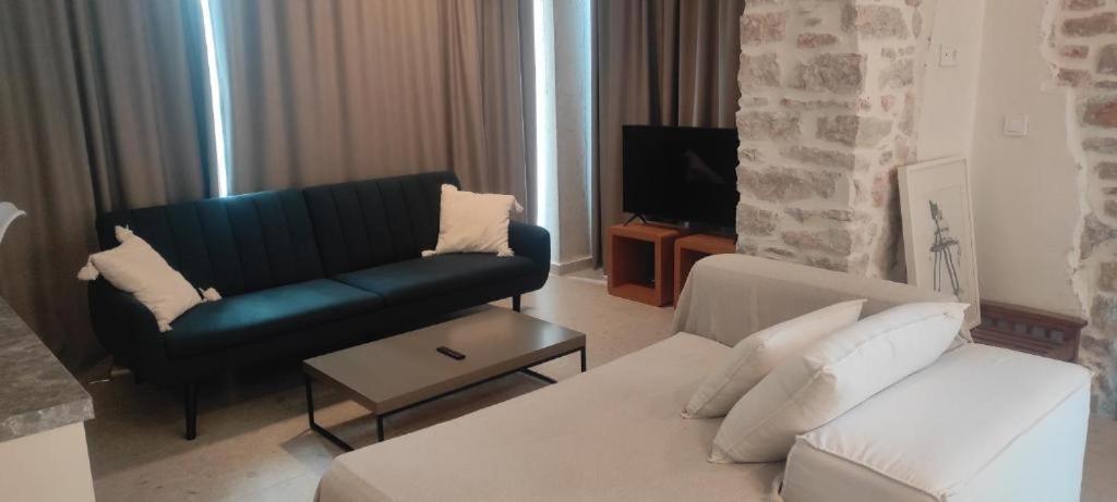 Kampus Luxury Villas Трикала Экстерьер фото